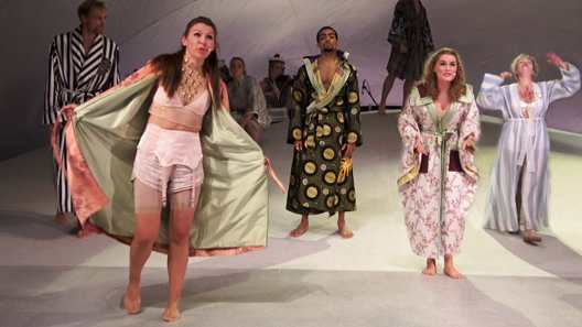 Video: Jeg er jo lige her, Anne Linnet, Aarhus Teater